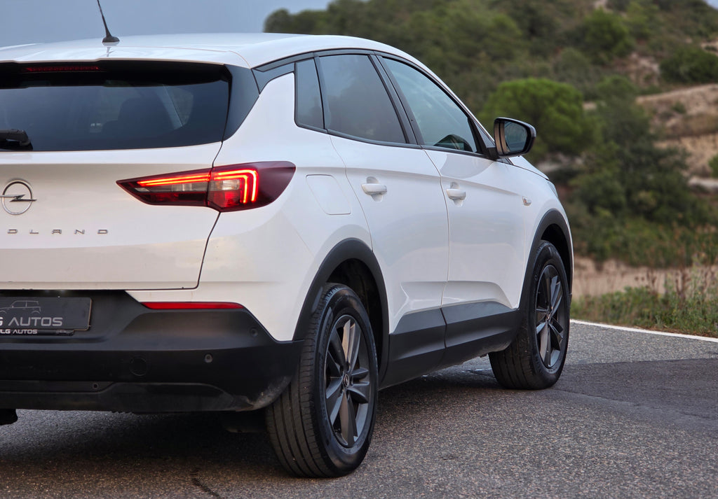 Opel Grandland 2022 1.5D– 131CV Auto FullLed