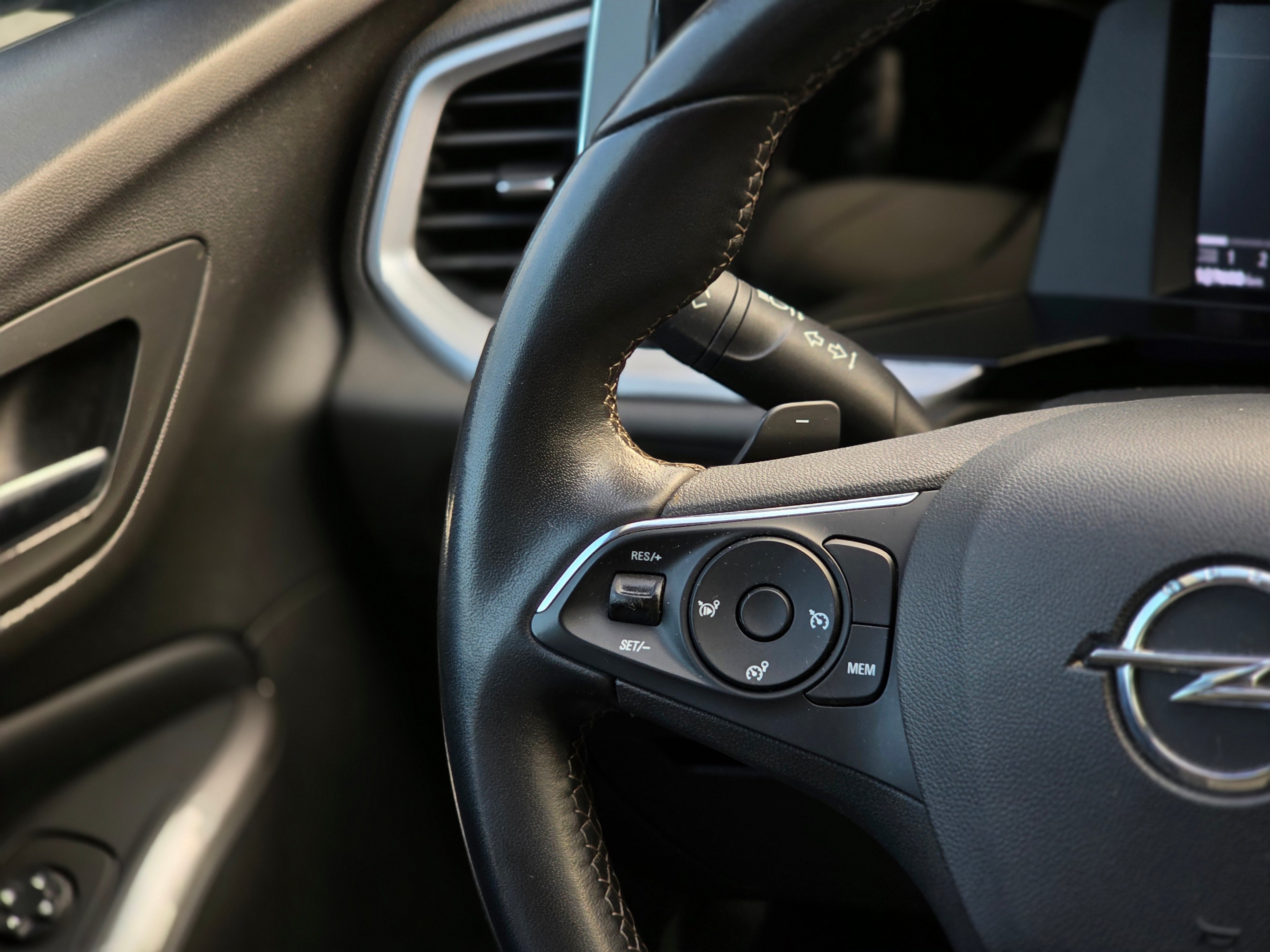 Opel Grandland 2022 1.5D– 131CV Auto FullLed