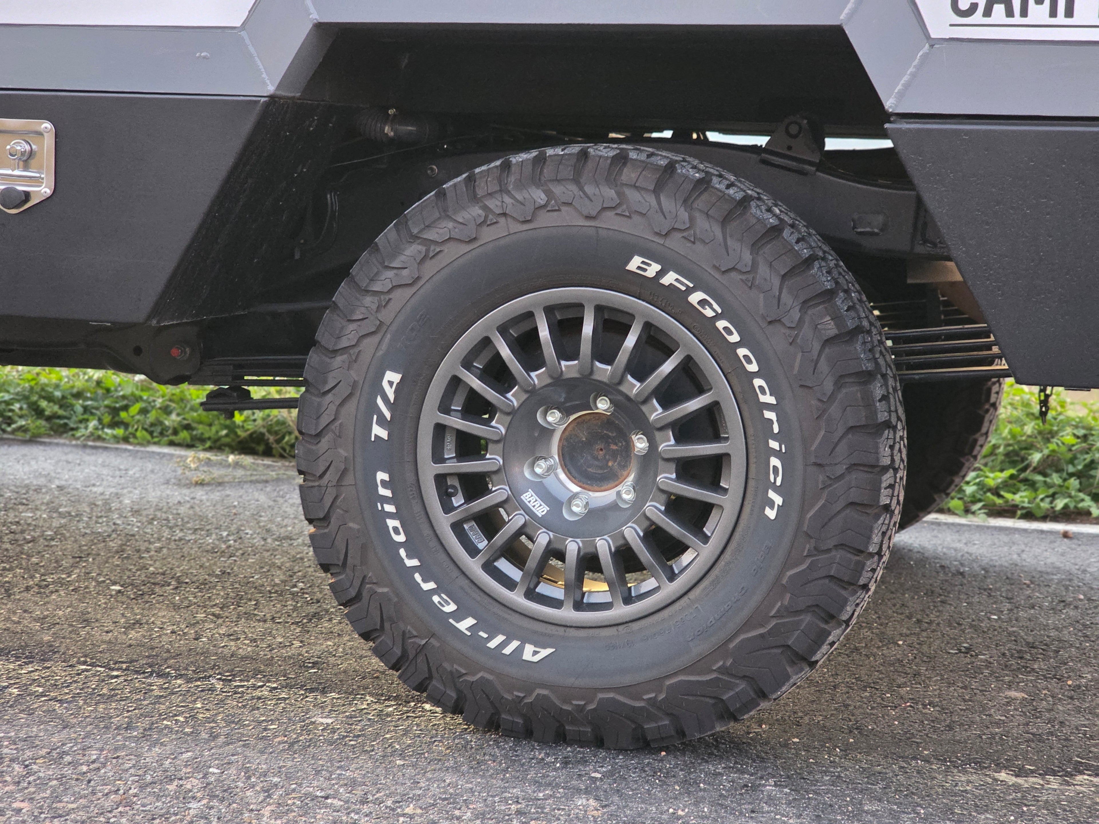 Toyota Hilux Camper off-road 2016 Ducha