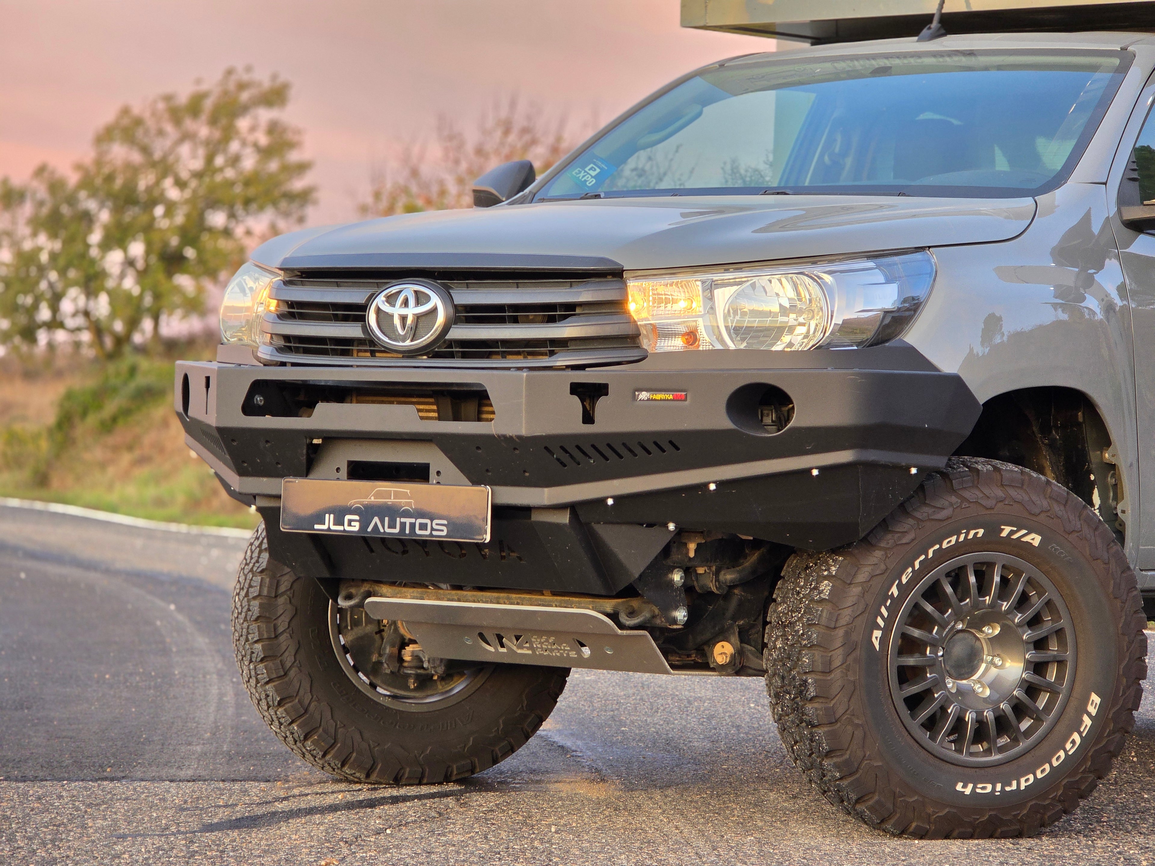 Toyota Hilux Camper off-road 2016 Ducha