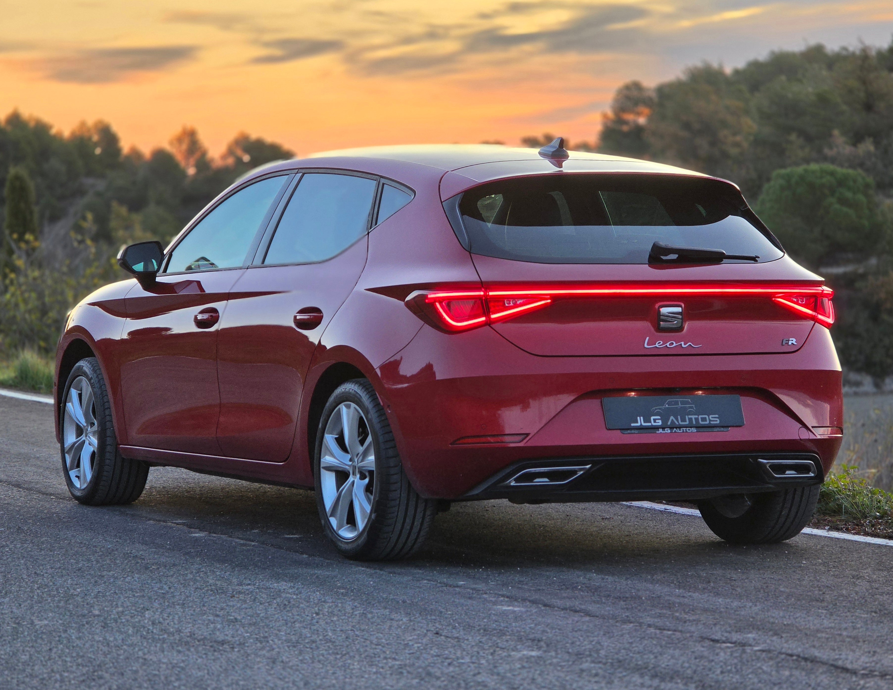 SEAT Leon 2024 FR · 1.0 TSI · Nacional
