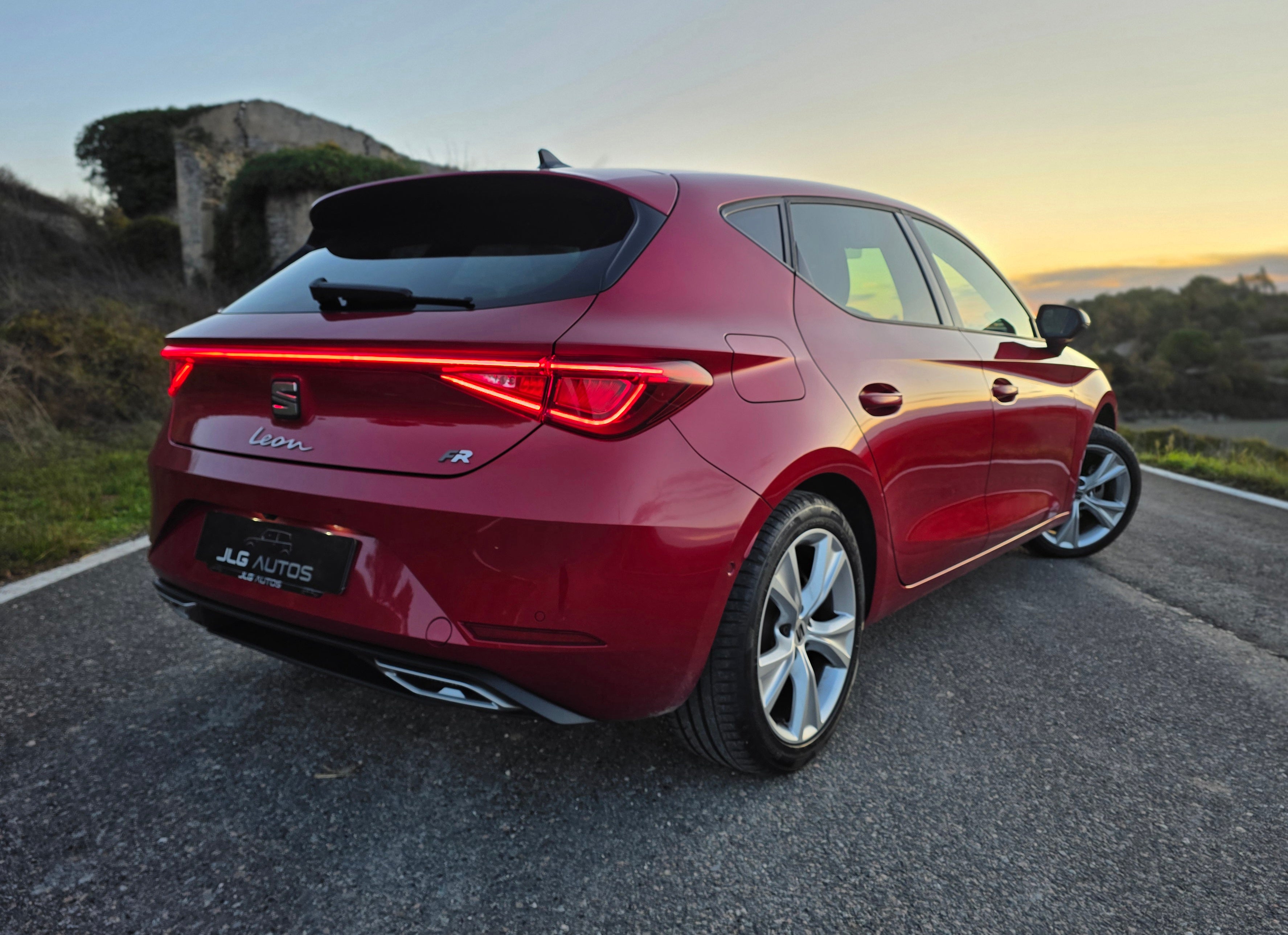 SEAT Leon 2024 FR · 1.0 TSI · Nacional