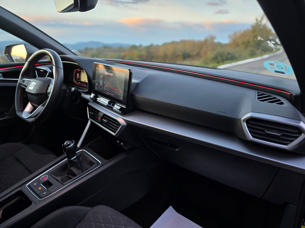 SEAT Leon 2024 FR · 1.0 TSI · Nacional