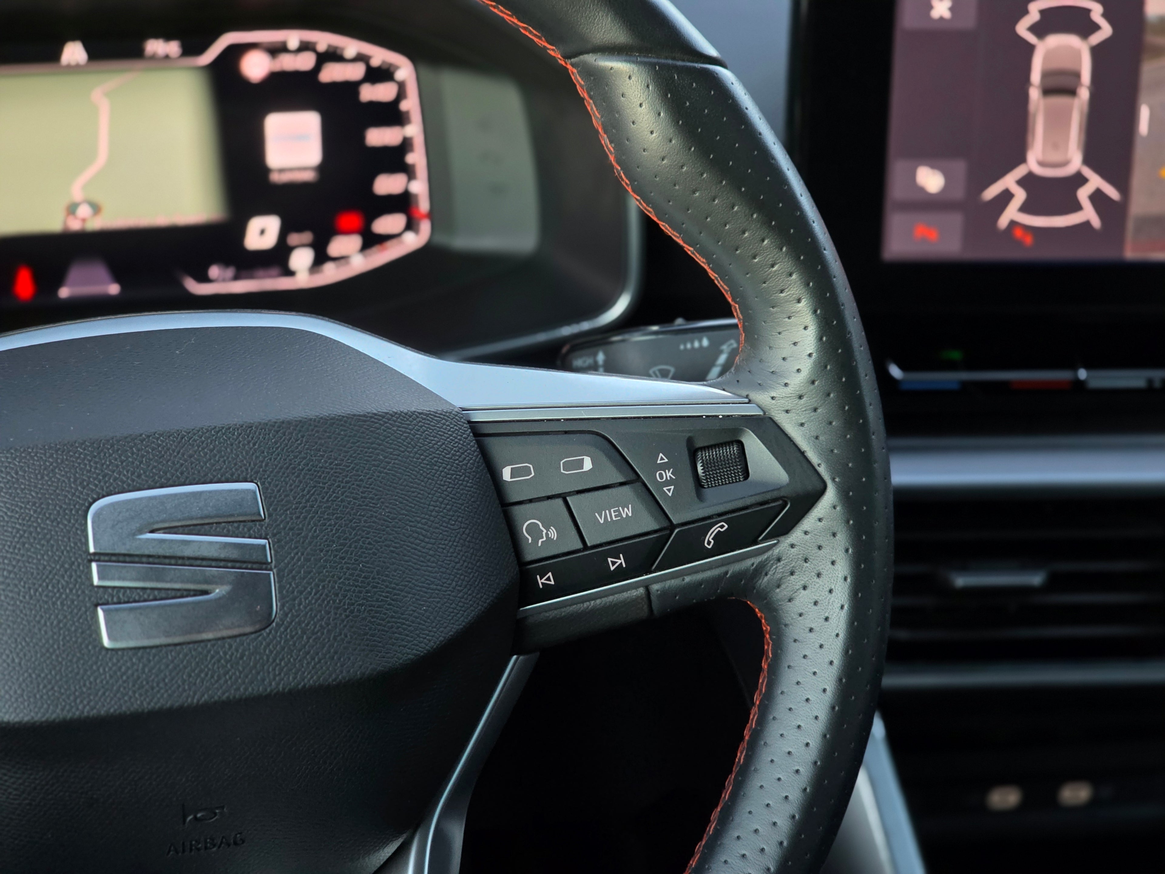 SEAT Leon 2024 FR · 1.0 TSI · Nacional