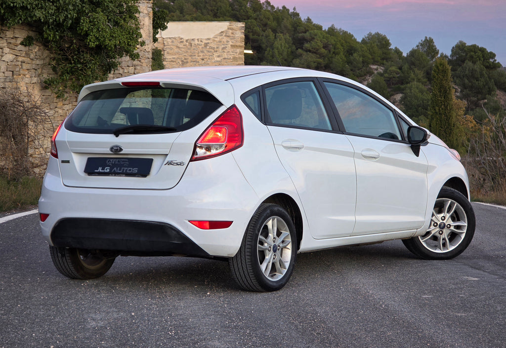 Ford Fiesta 2015 100CV · Único Propietario