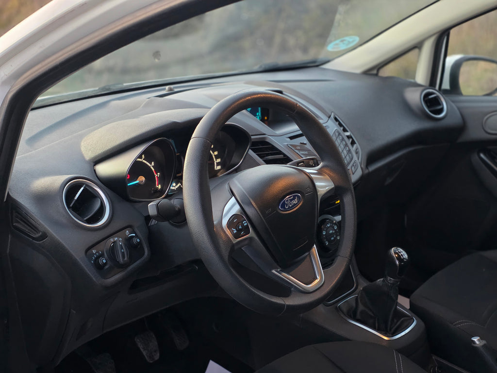 Ford Fiesta 2015 100CV · Único Propietario