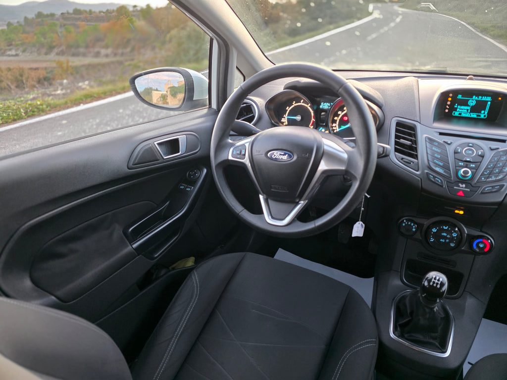 Ford Fiesta 2015 100CV · Único Propietario