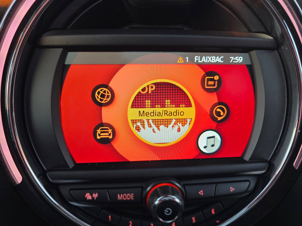 MINI Cooper 5p • 136CV • Panorámico • LED