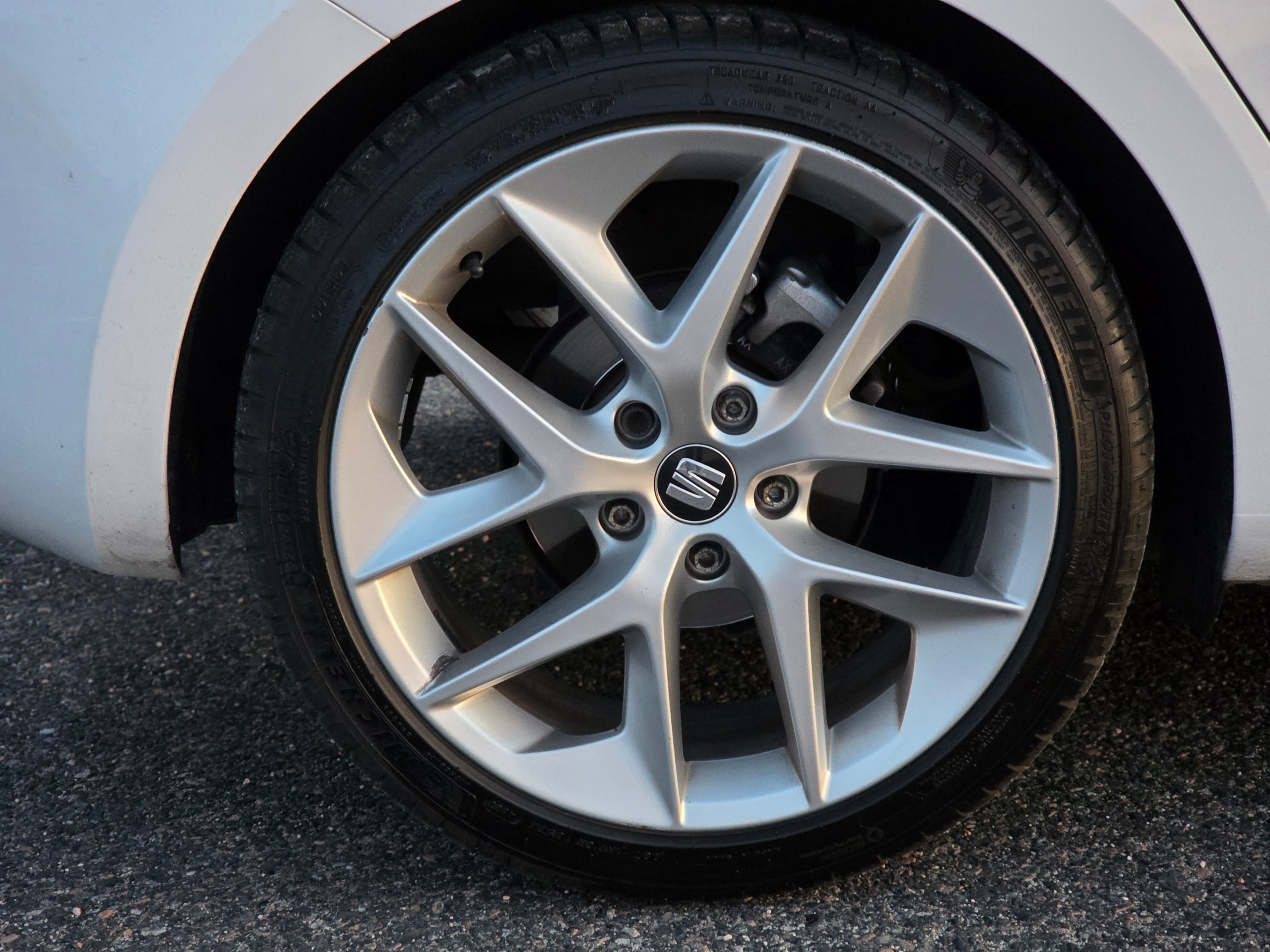 SEAT León 2.0 TDI DSG · Full LED · Techo Solar · 2015