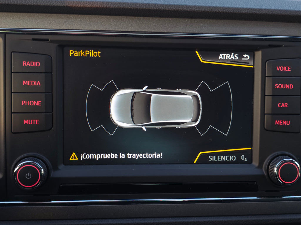 SEAT León 2.0 TDI DSG · Full LED · Techo Solar · 2015