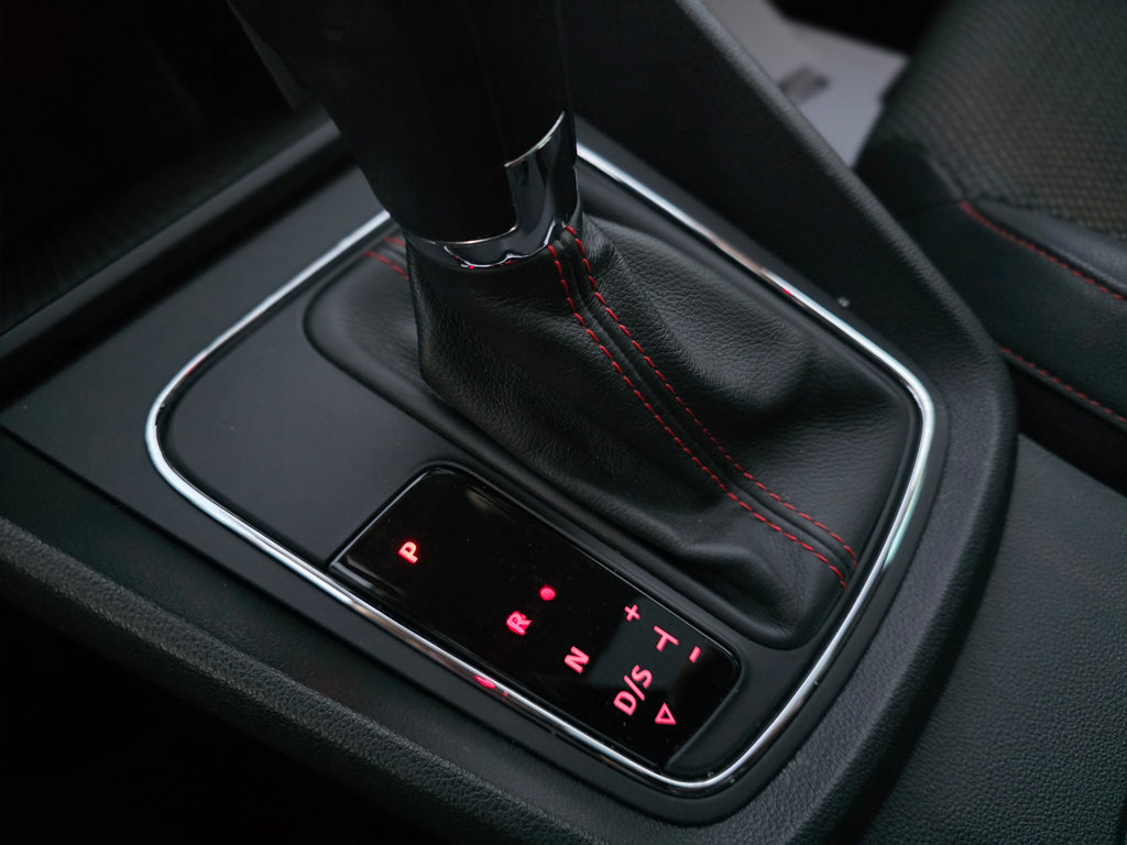 SEAT León 2.0 TDI DSG · Full LED · Techo Solar · 2015