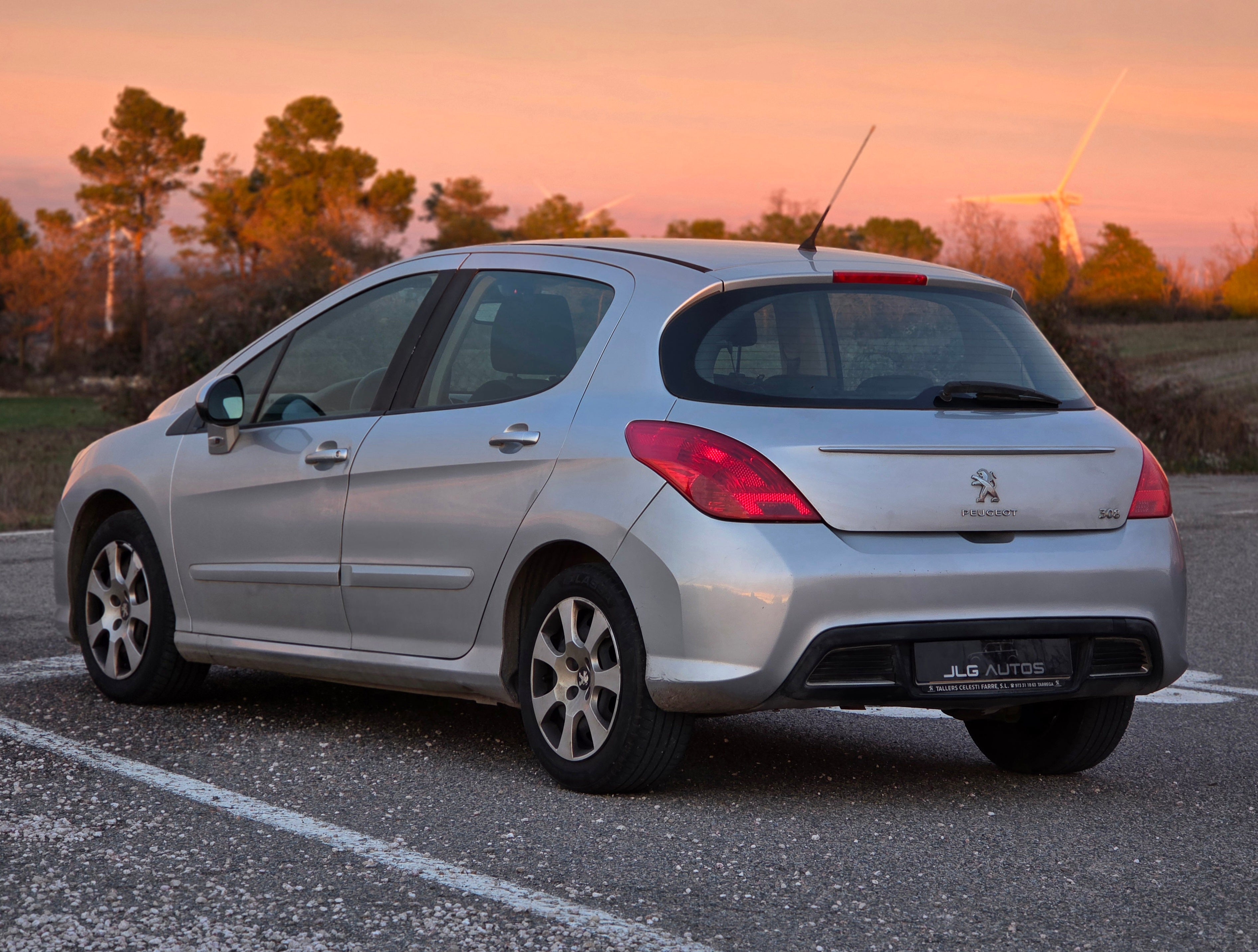 Peugeot 308 1.6 HDi 92 CV – Año 2011