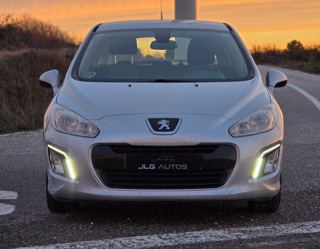 Peugeot 308 1.6 HDi 92 CV – Año 2011