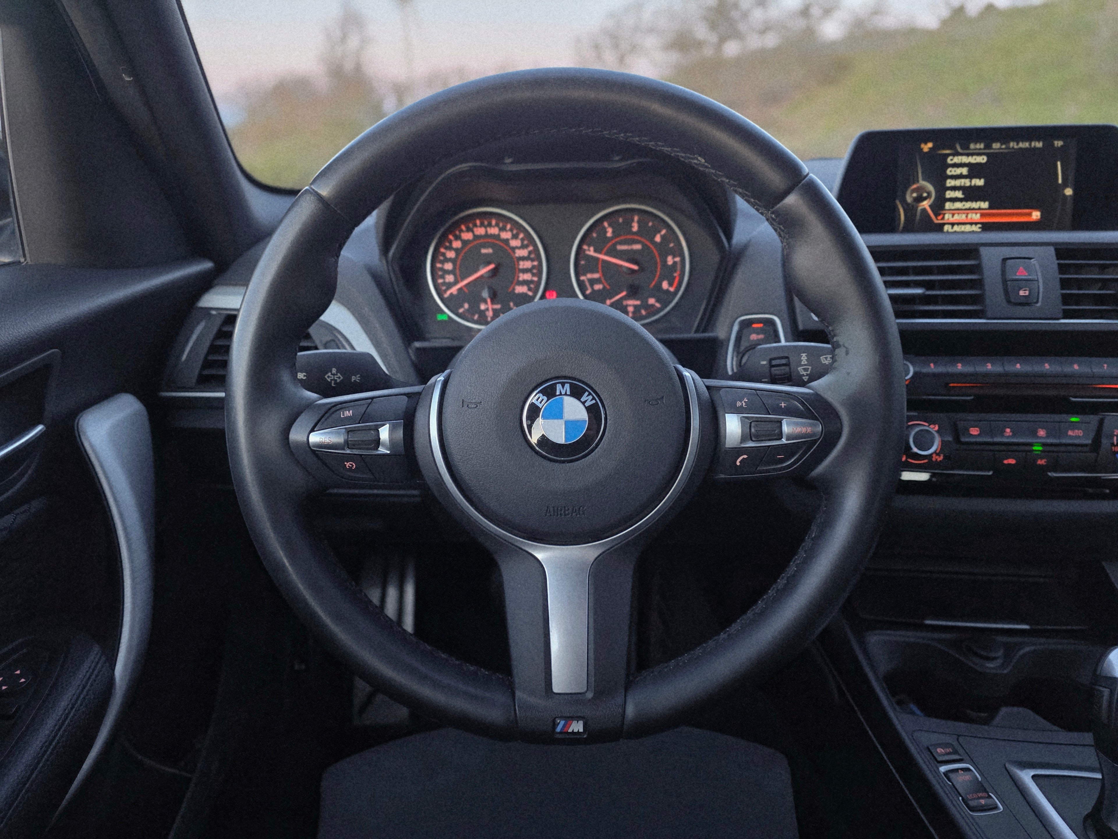 BMW Serie 1 118d paquete M sport– 2018 – Nacional – Único propietario