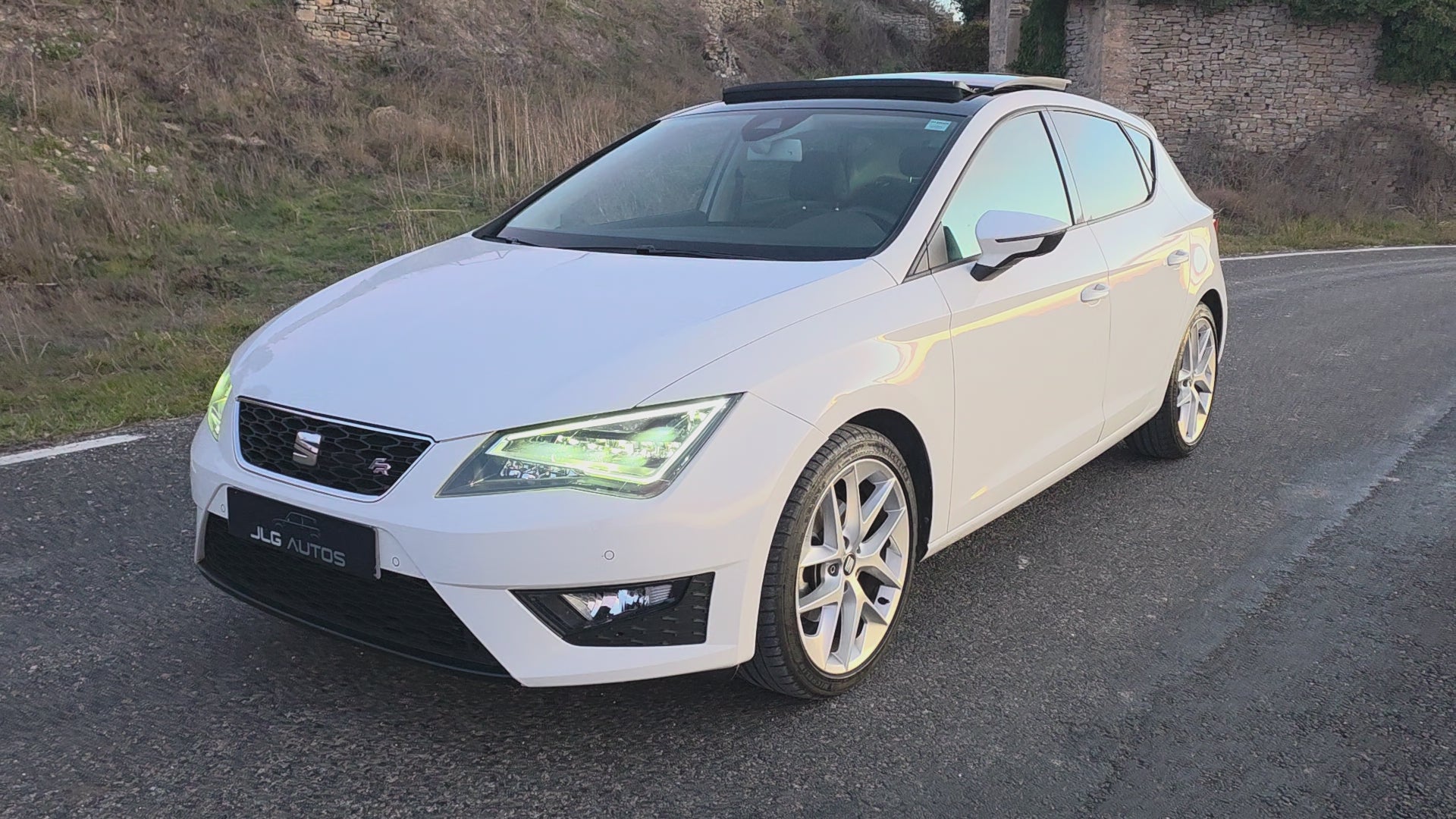 SEAT León 2.0 TDI DSG · Full LED · Techo Solar · 2015